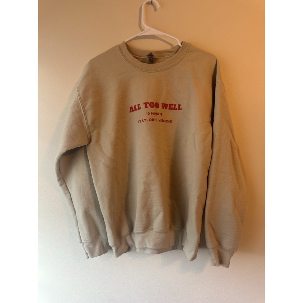 Taylor Swiftโ Women's "All Too Well" Sweatshirt Size Medium